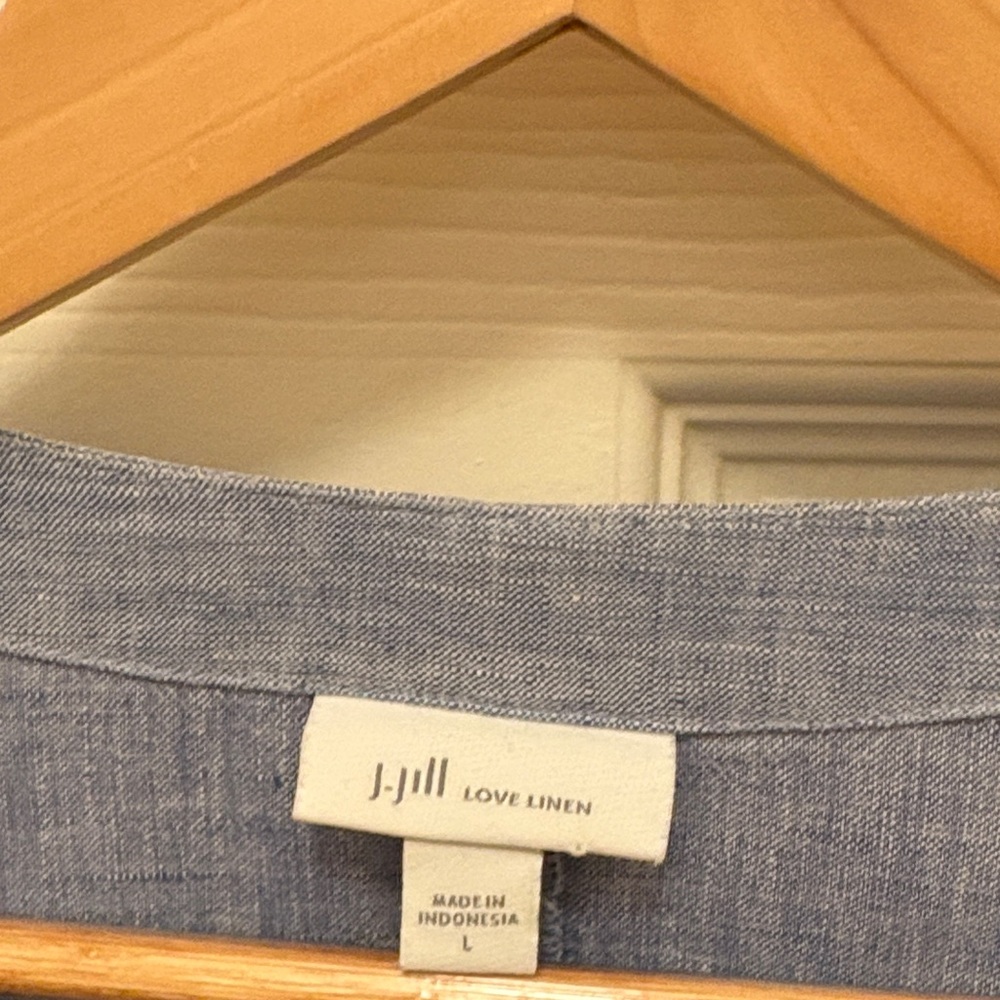 J. Jill Love Linen Top in Chambray Blue